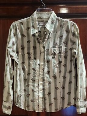 Light Green Floral Stripe Pearl Snap Shirt - Women's